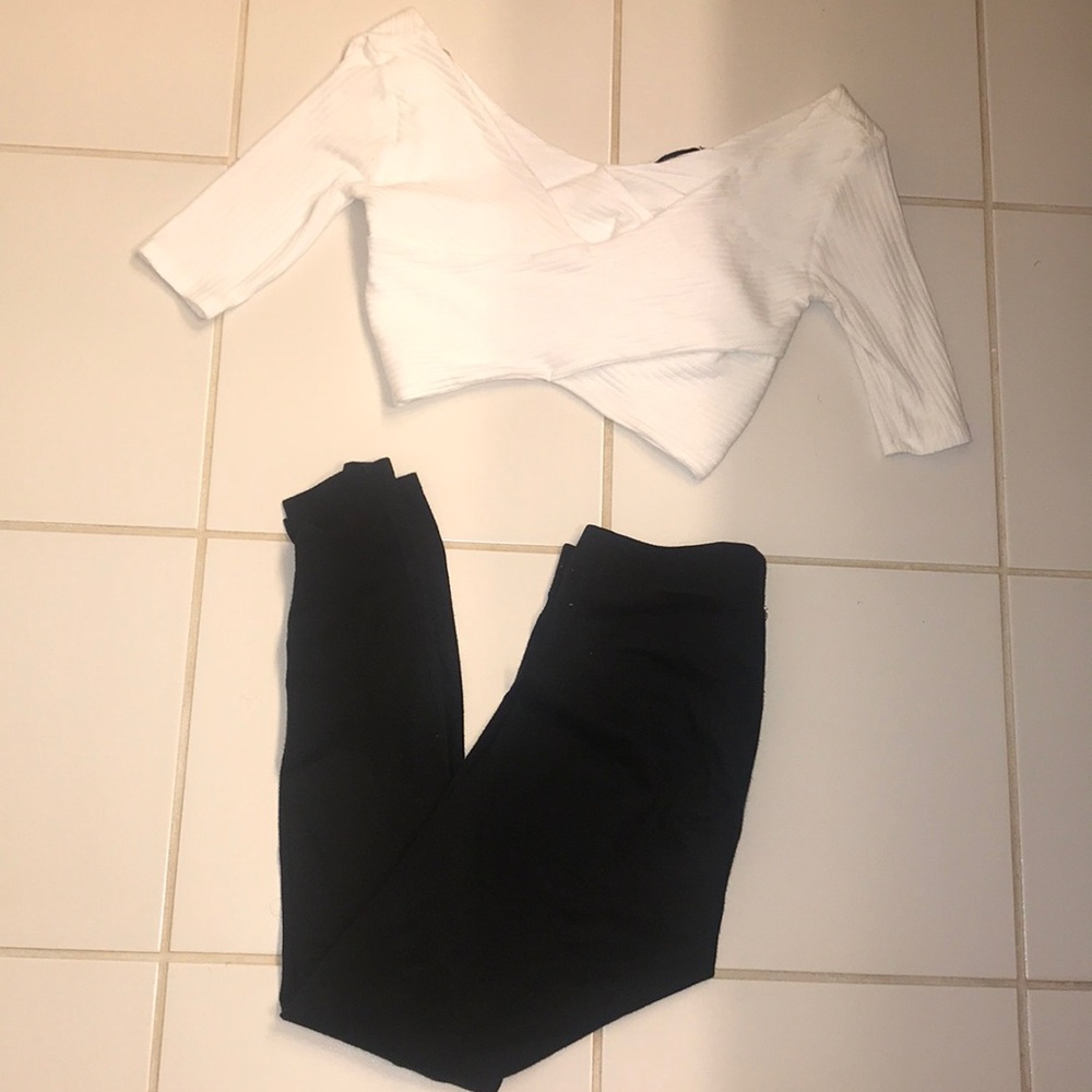 FOREVER 21 CROP TOP